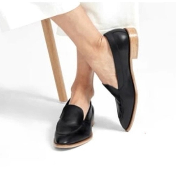 Everlane Shoes - Everlane Black Leather Loafers with Natural Sole